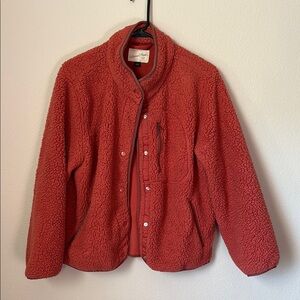 Universal thread Sherpa button up jacket size L
